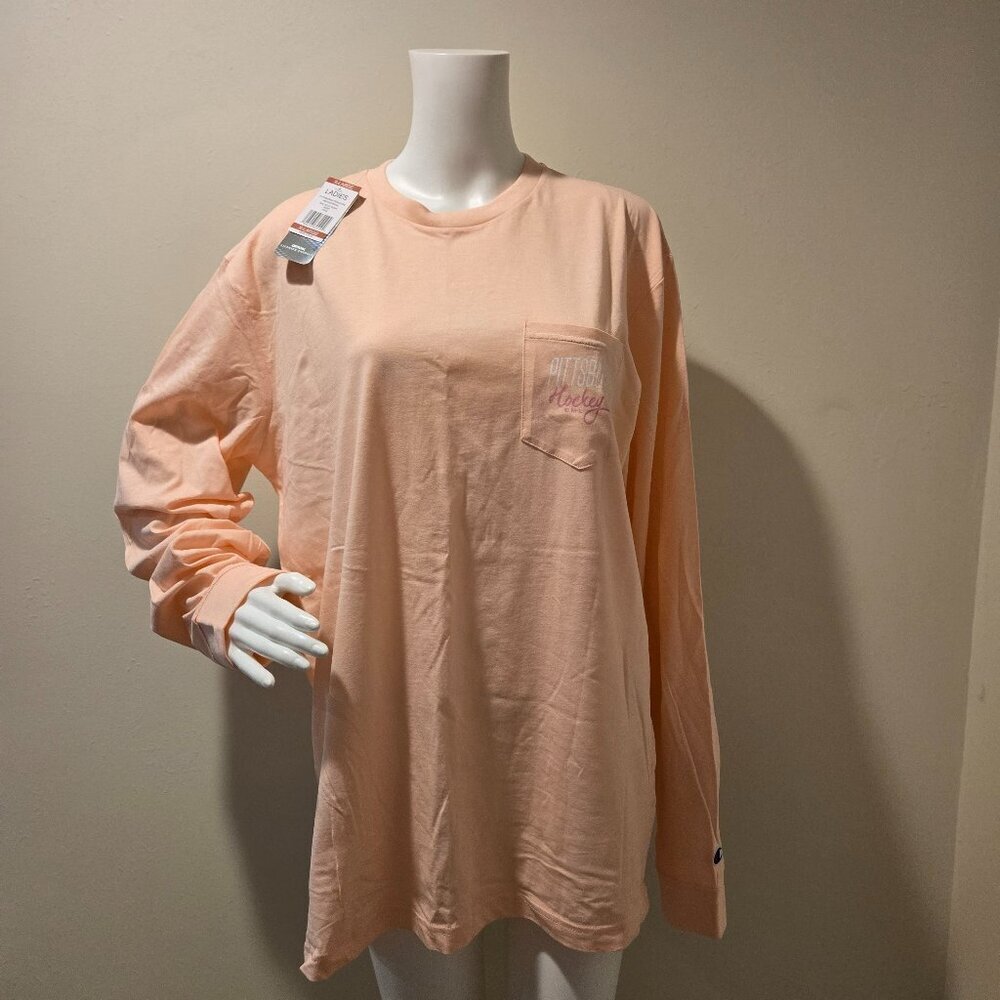 NWT Champion Pittsburgh Penguins NHL Pink Long Sleeved Graphic T-Shirt XL